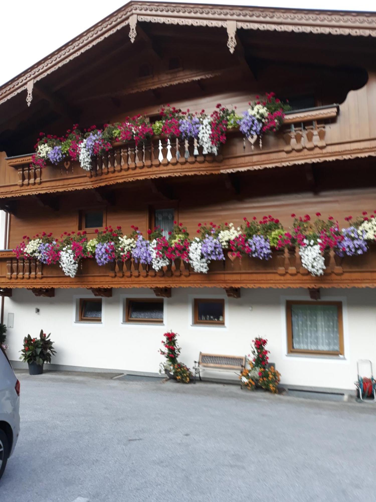 Haus Binder Hotel Ried im Zillertal Ngoại thất bức ảnh