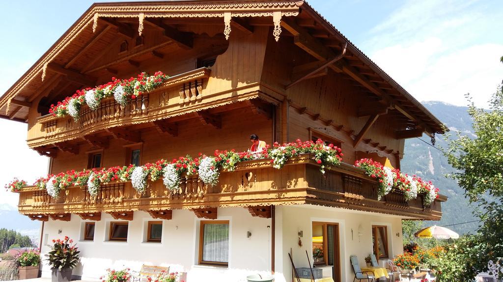 Haus Binder Hotel Ried im Zillertal Ngoại thất bức ảnh